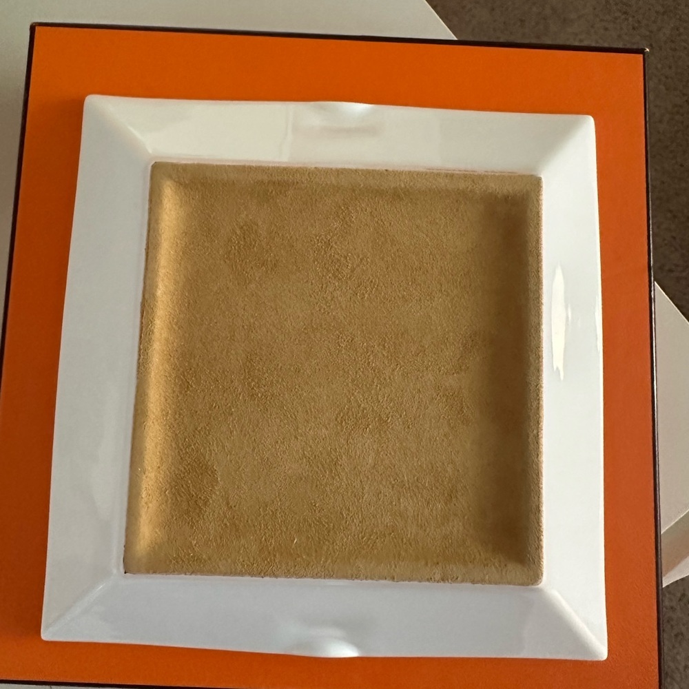 Hermès Porcelain Pumpkin's Ashtray - Picture 8 of 11